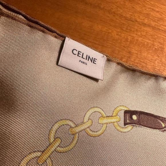 Celine Bandana in Heritage Silk Twill - Picture 6 of 8